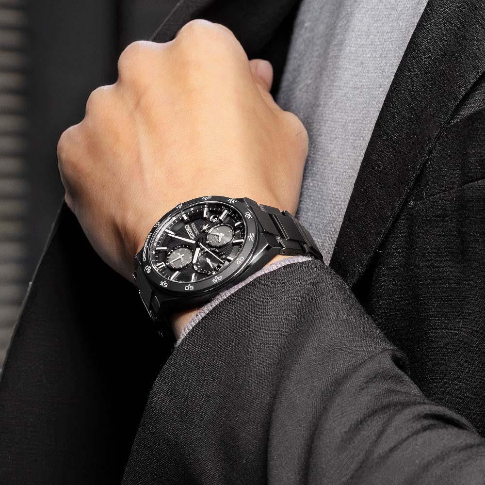  Seiko Astron SSH155J1 Al quarzo solare 43,25 mm - SEIKO