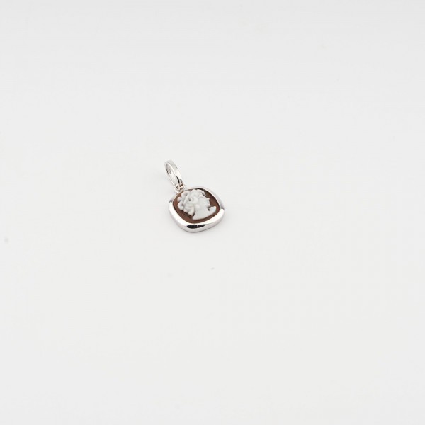 Cameo Italian square pendant in silver with cameo face