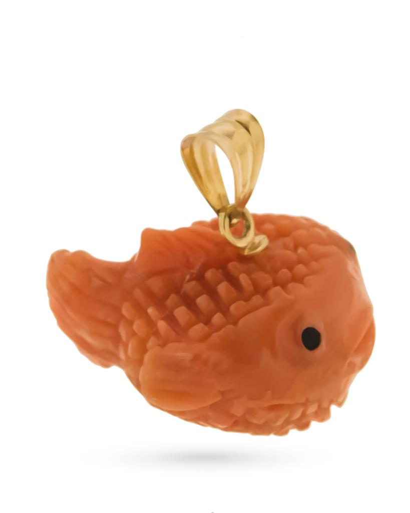  Ciondolo con pesce palla grande in corallo rosa inciso e oro giallo - LUSSO ITALIANO