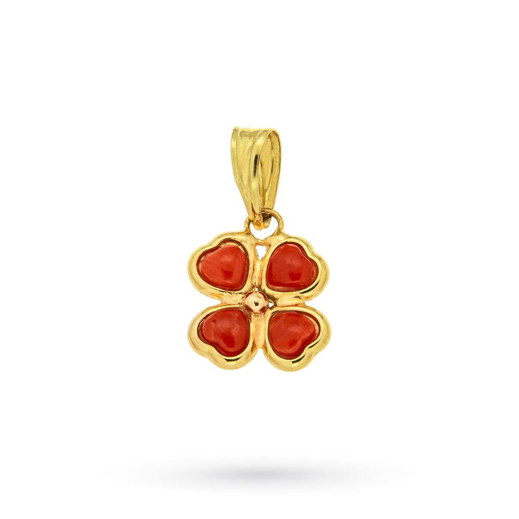 Ciondolo quadrifoglio oro giallo 18kt con corallo - 