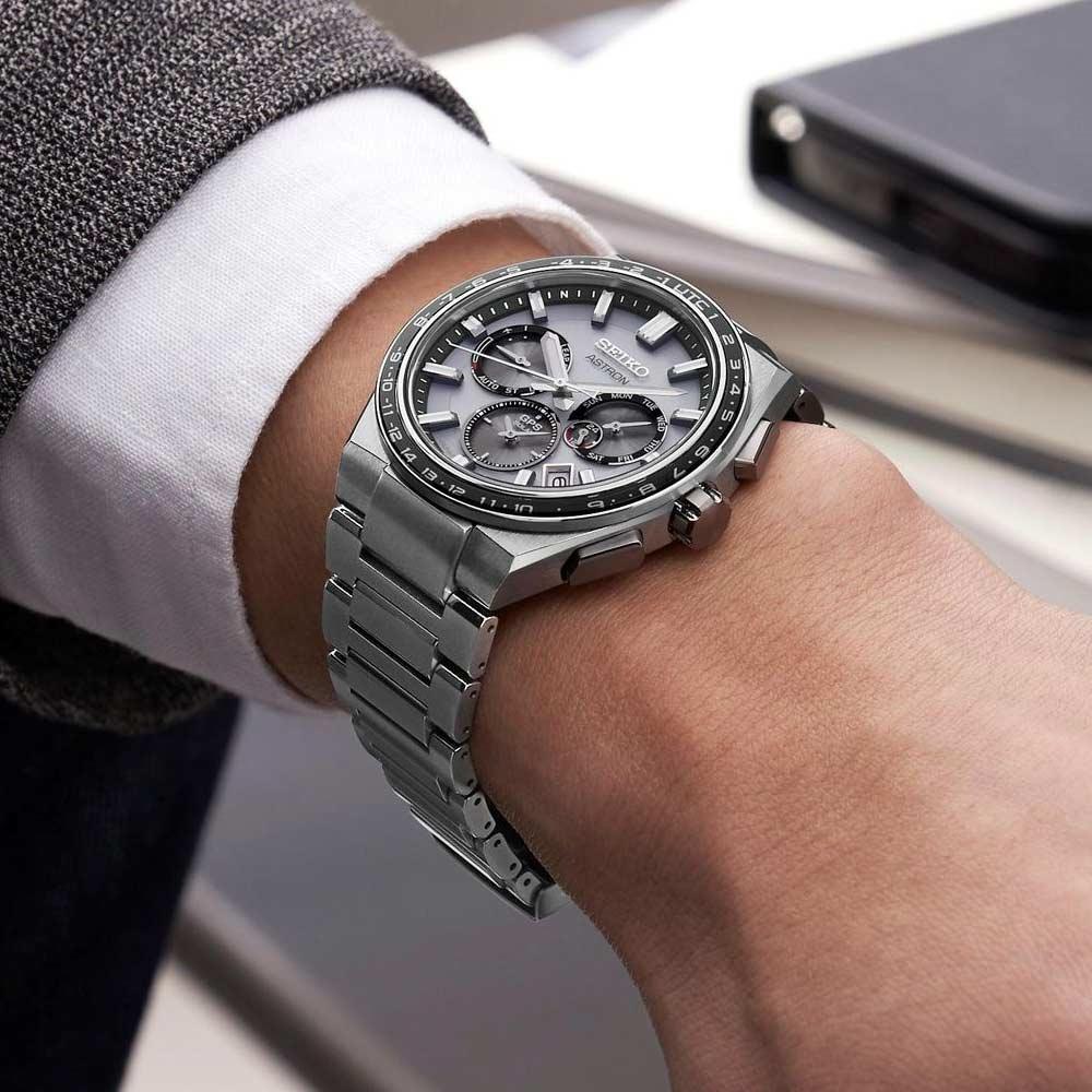  Seiko Astron SSH107J1 GPS Solar DuAl Time 42,7 mm - SEIKO