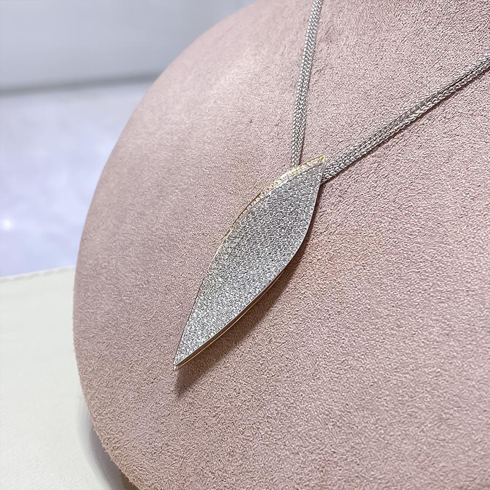  18kt yellow gold diamond leaf necklace - GIORGIO VISCONTI