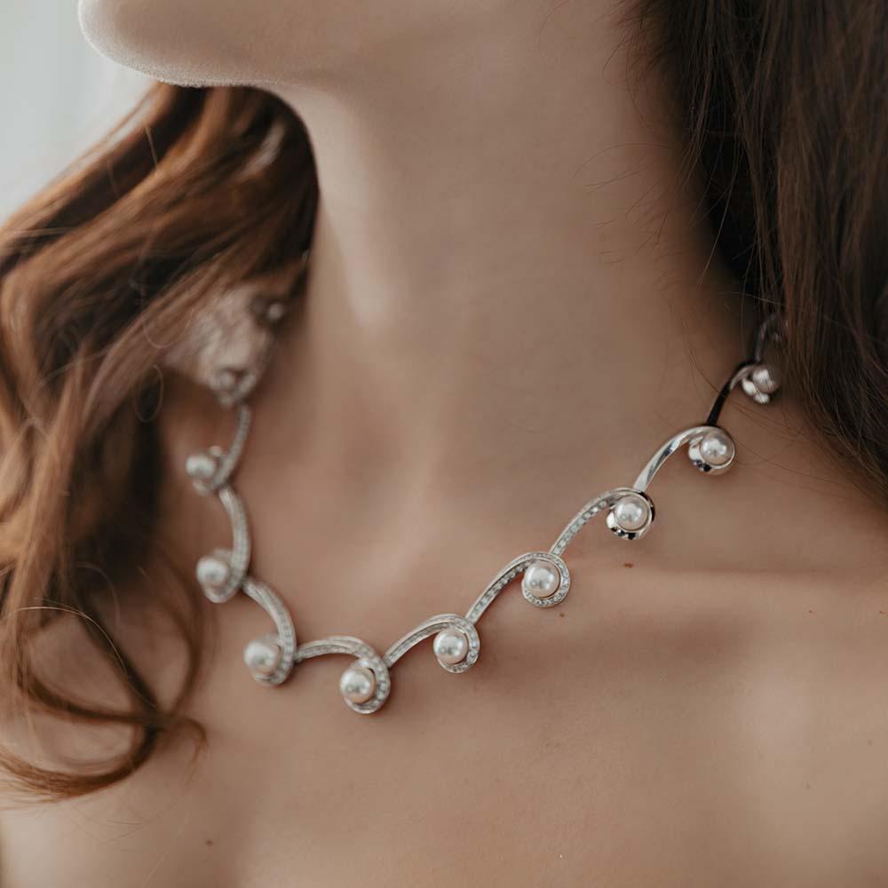  Collana oro bianco perle Akoya e diamanti 2,43ct - MIKAWA