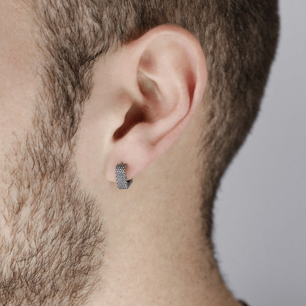Orecchino singolo filo quadrato puntinato argento brunito Nove25 - NOVE25