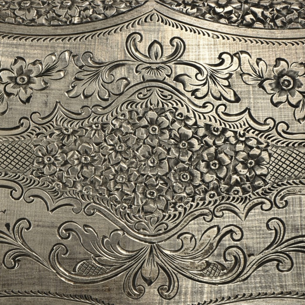  Antique rectangular box engraved in 800 silver, 22 x 8 x 2 cm - 