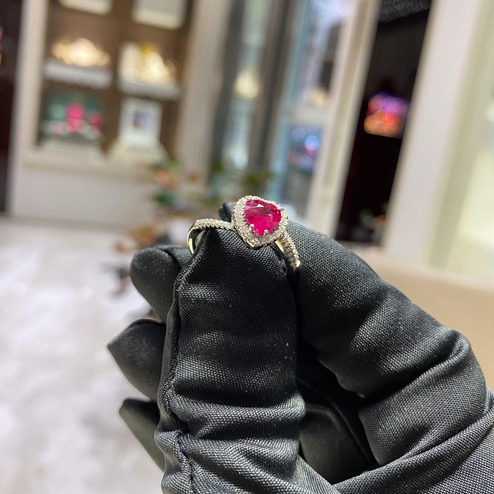  Anello rubino cuore 1,03ct contorno diamanti 0,17ct Mirco Visconti - MIRCO VISCONTI