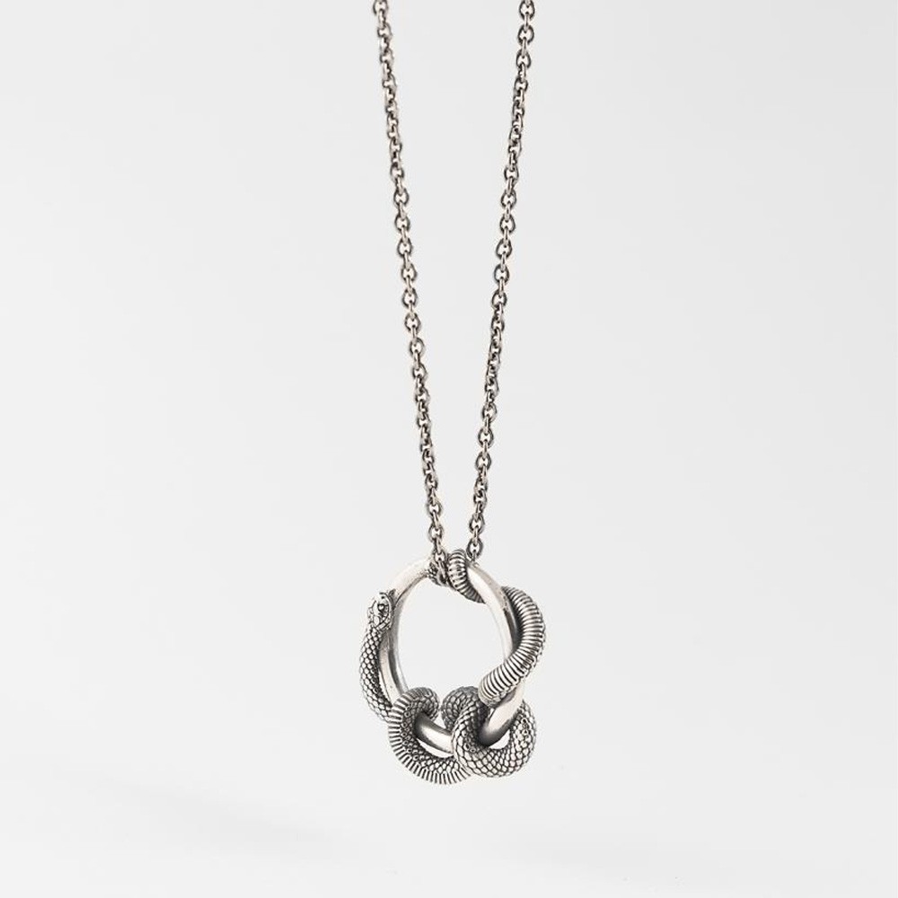 collana con ciondolo serpente in argento 925