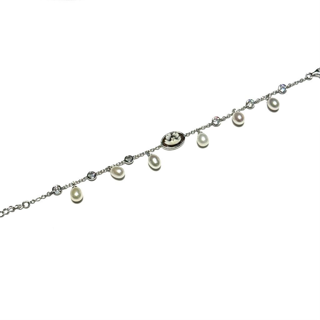 Italian Cameo Bracelet in Silver with Pendant Pearls and Flower Cameo