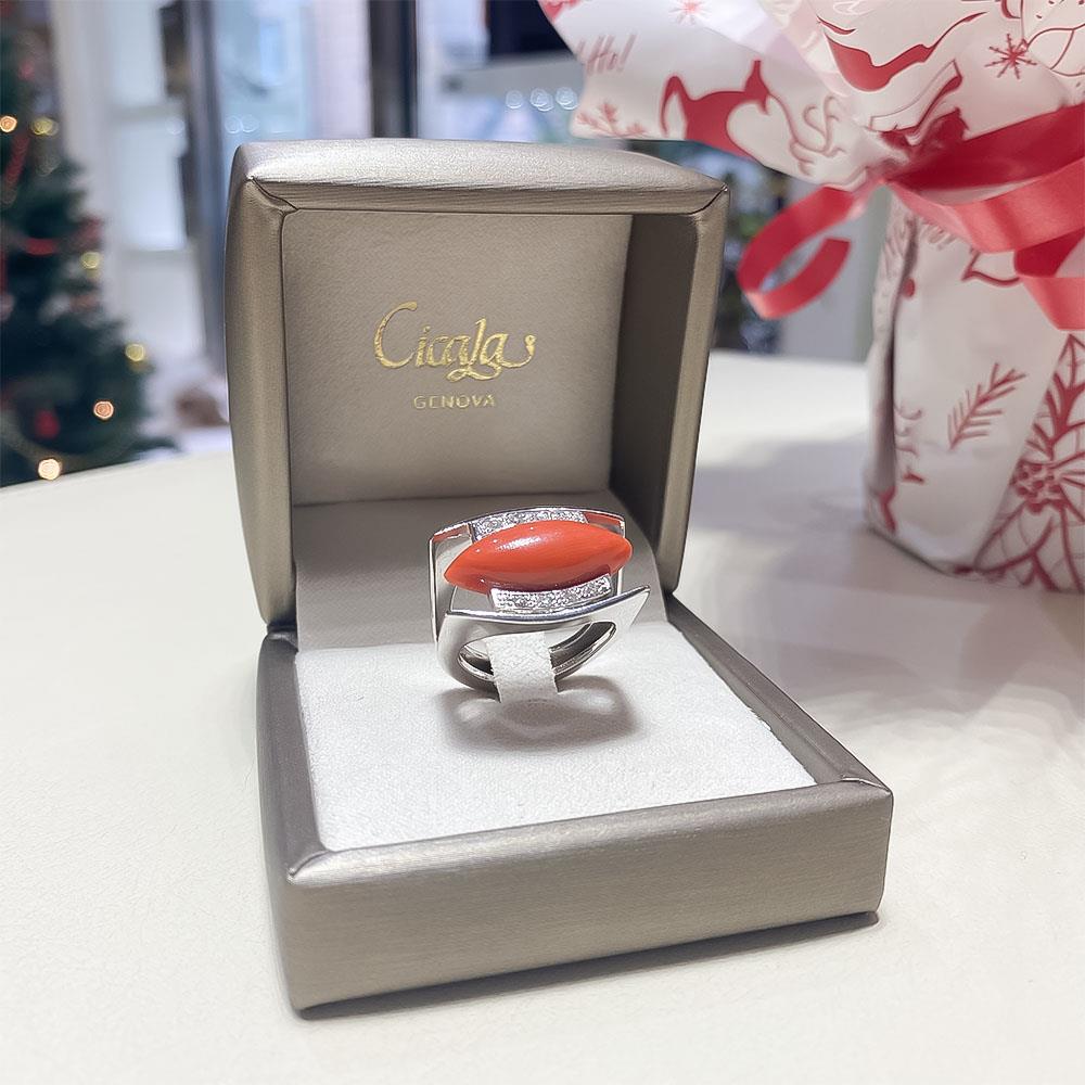  Anello corallo rosso oro bianco diamanti 0,24ct - ASCIONE