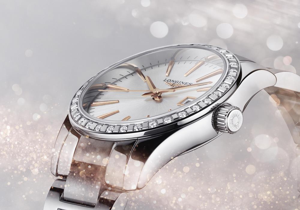  Longines Conquest Classic L2.286.0.72.6 Quartz 29.50 mm - LONGINES