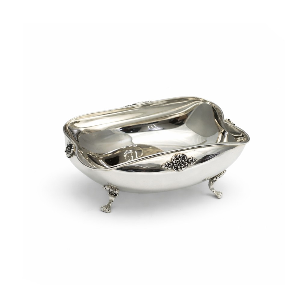 Bowl with floral motifs 800 silver, 1930s - 