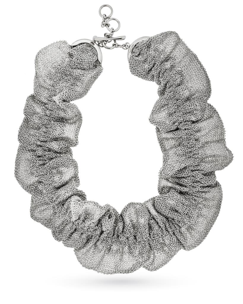  Collarino in tessuto argentato e pizzo  - 