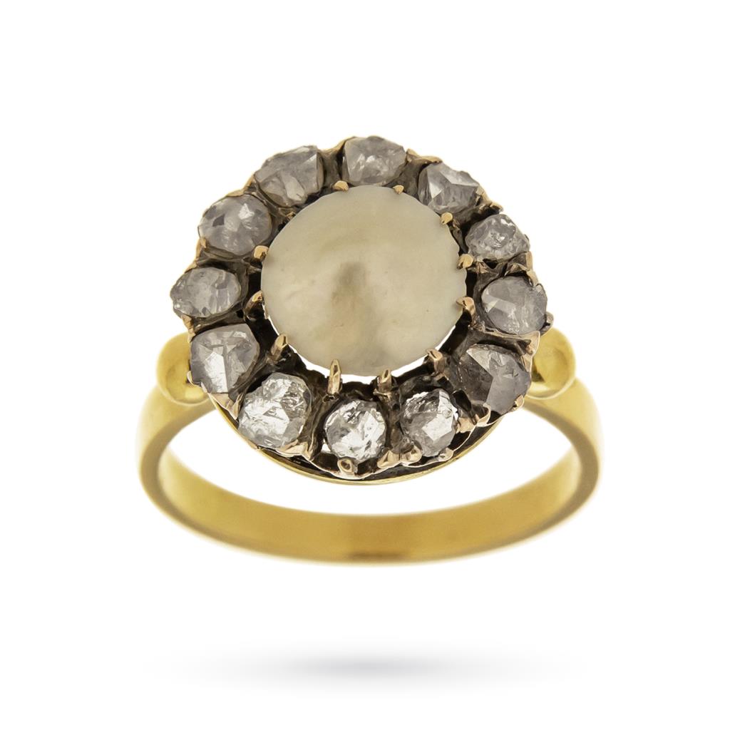 Vintage gold ring with mother of pearl disc and 12 gems - 