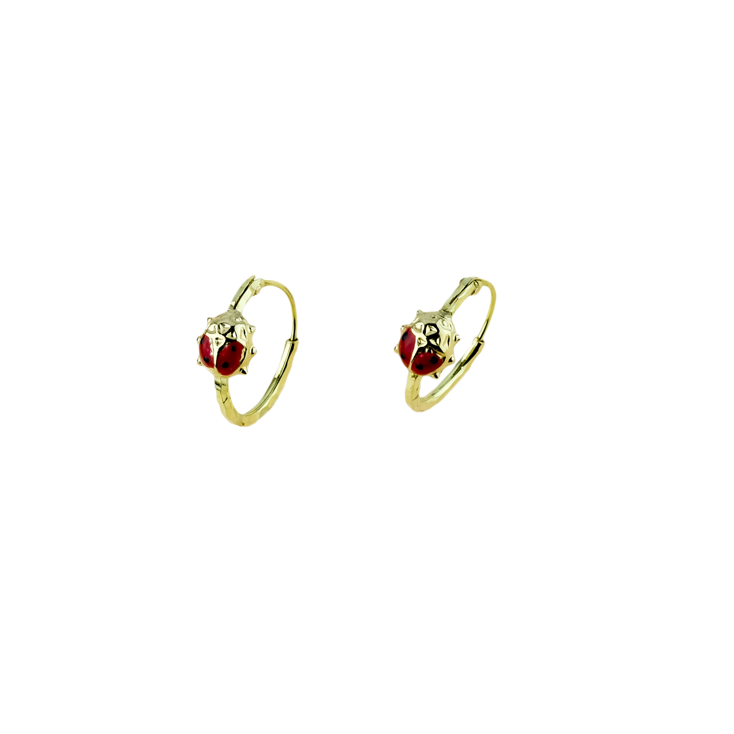 Orecchini cerchio in oro giallo 18kt con coccinella smaltata rossa a pois neri, diametro 10 mm, Cicala