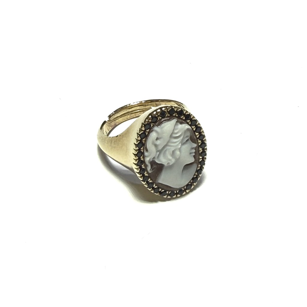 Anello Cameo Italiano chevalier in argento dorato con brilli e cammeo viso
