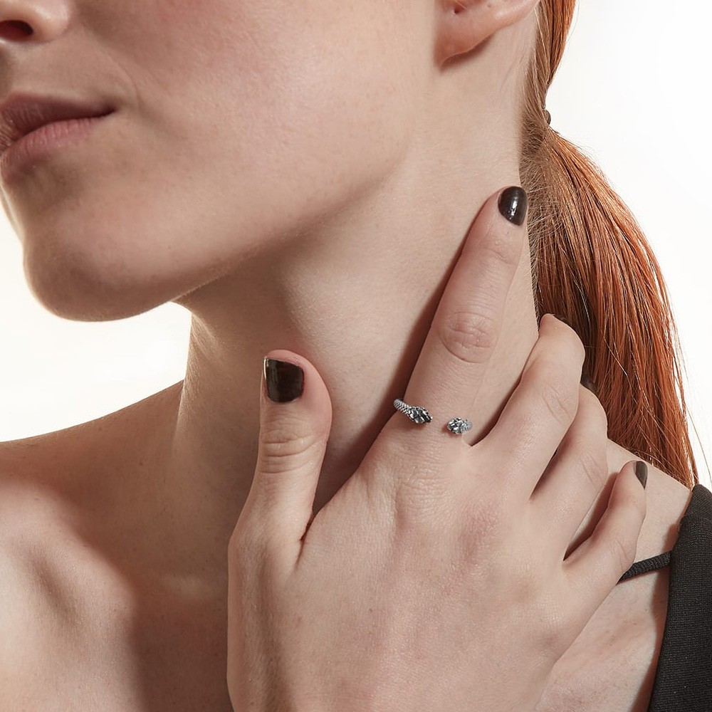 Fedina aperta serpente argento brunito lucido Nove25 - NOVE25