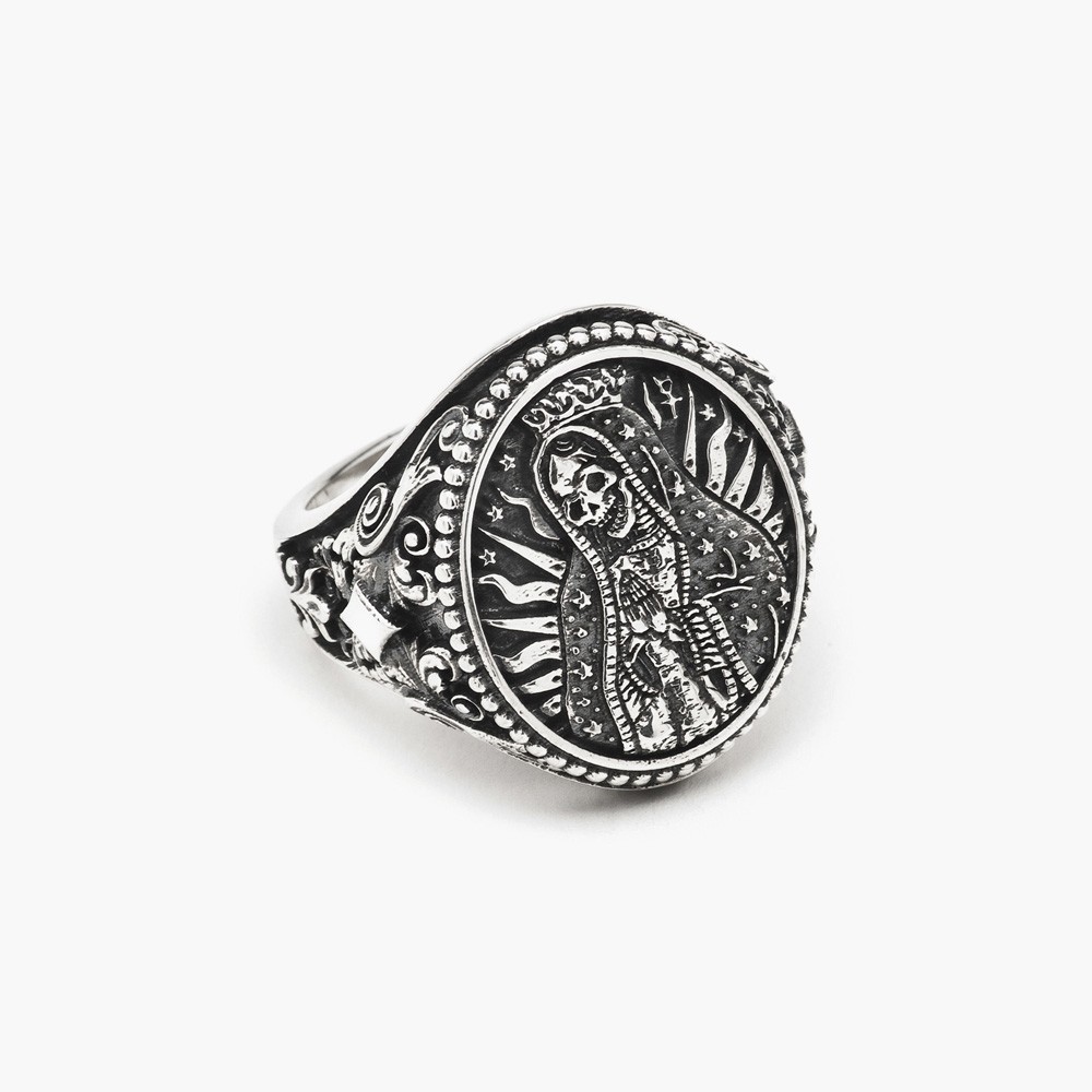  Anello chevalier ovale Santa Muerte in argento brunito - NOVE25