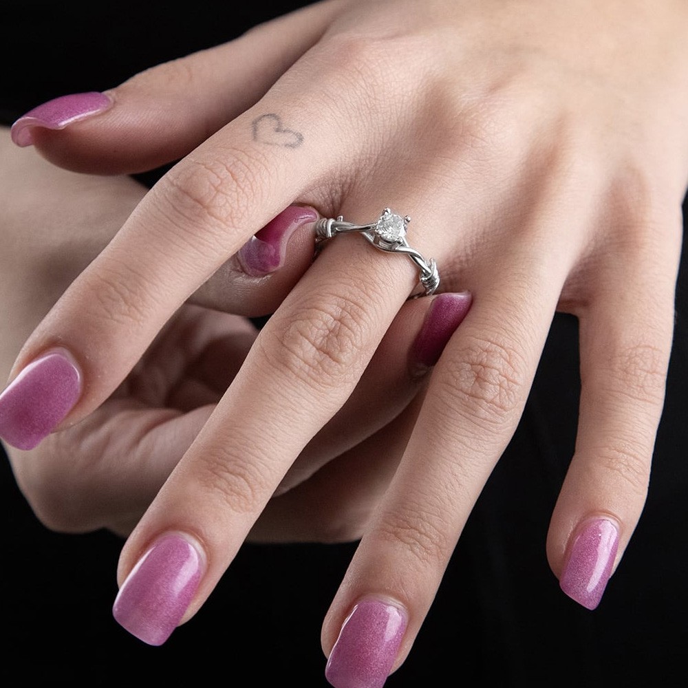 Anello solitario Nove25 filo spinato in argento - NOVE25