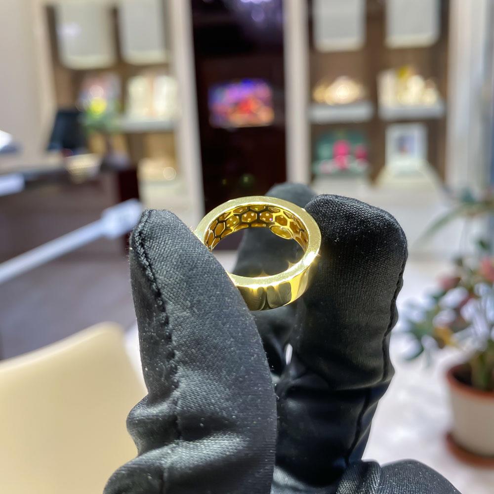  18kt yellow gold band oval diamond pavé brilliants RFJewels  - RF JEWELS