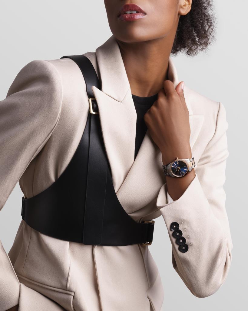  Longines Conquest Classic L2.386.3.92.7 Quartz 34.00 mm - LONGINES