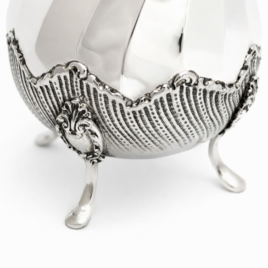  Cioccolatiera torc&egrave; in argento 800, anni &rsquo;60 - 