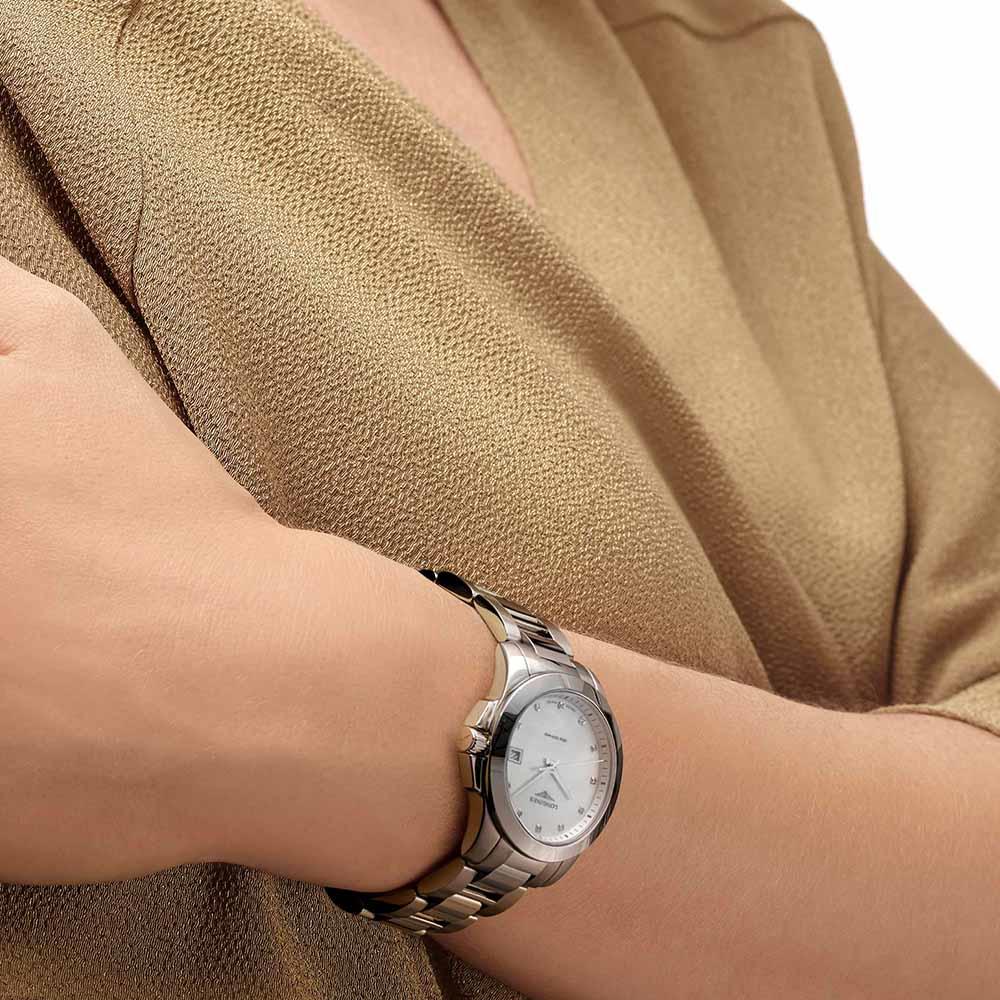  Longines Conquest L3.377.4.87.6 Quartz 34.00 mm - LONGINES