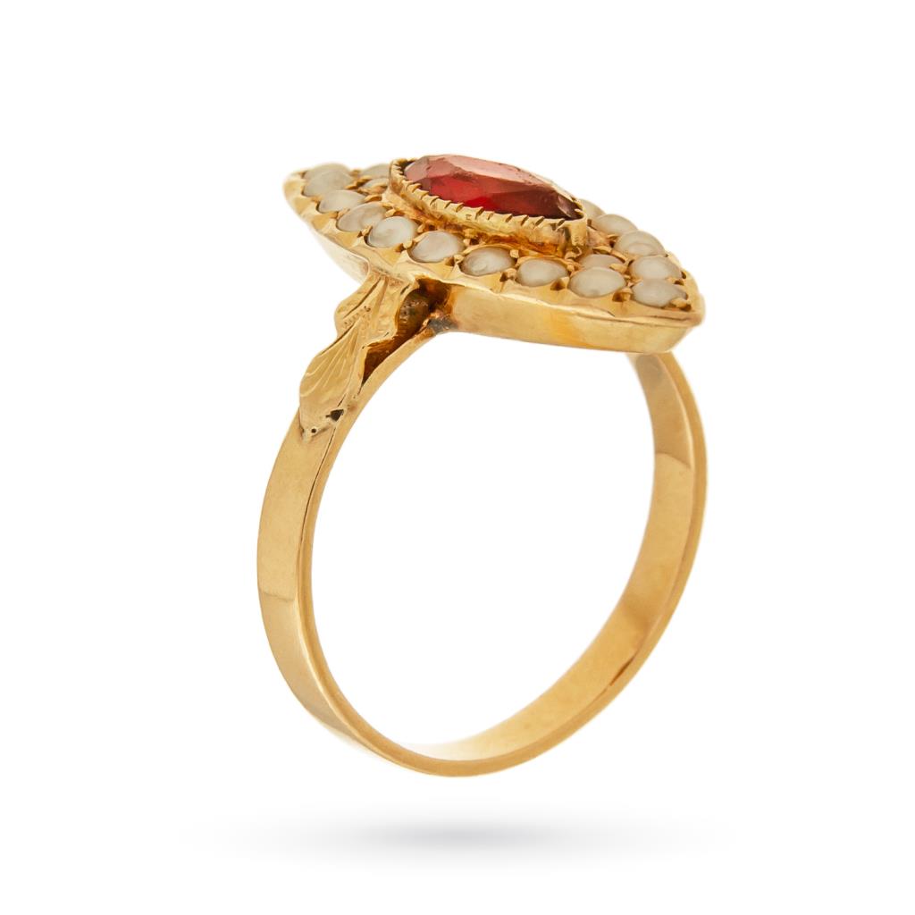  Vintage yellow gold ring with red gem and pearls - 