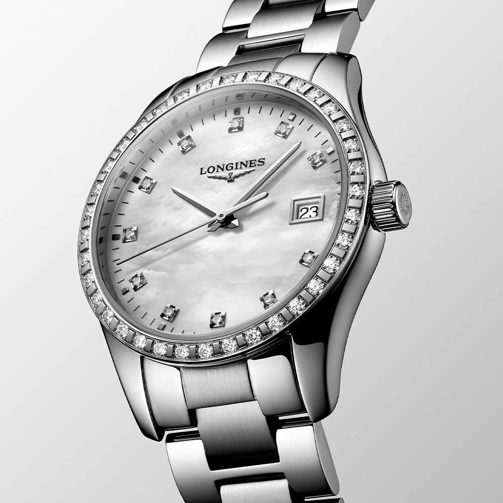  Longines Conquest Classic L2.386.0.87.6 Quartz 34.00 mm - LONGINES