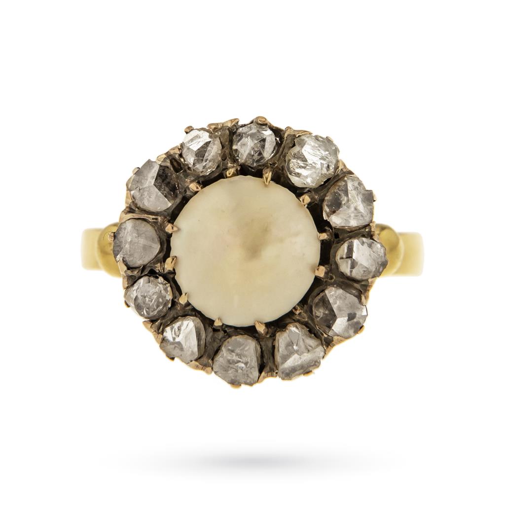  Vintage gold ring with mother of pearl disc and 12 gems - 