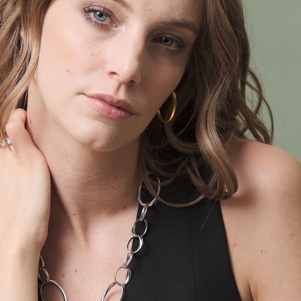 Orecchini Unoaerre 6320 a cerchio ovale grande - UNOAERRE