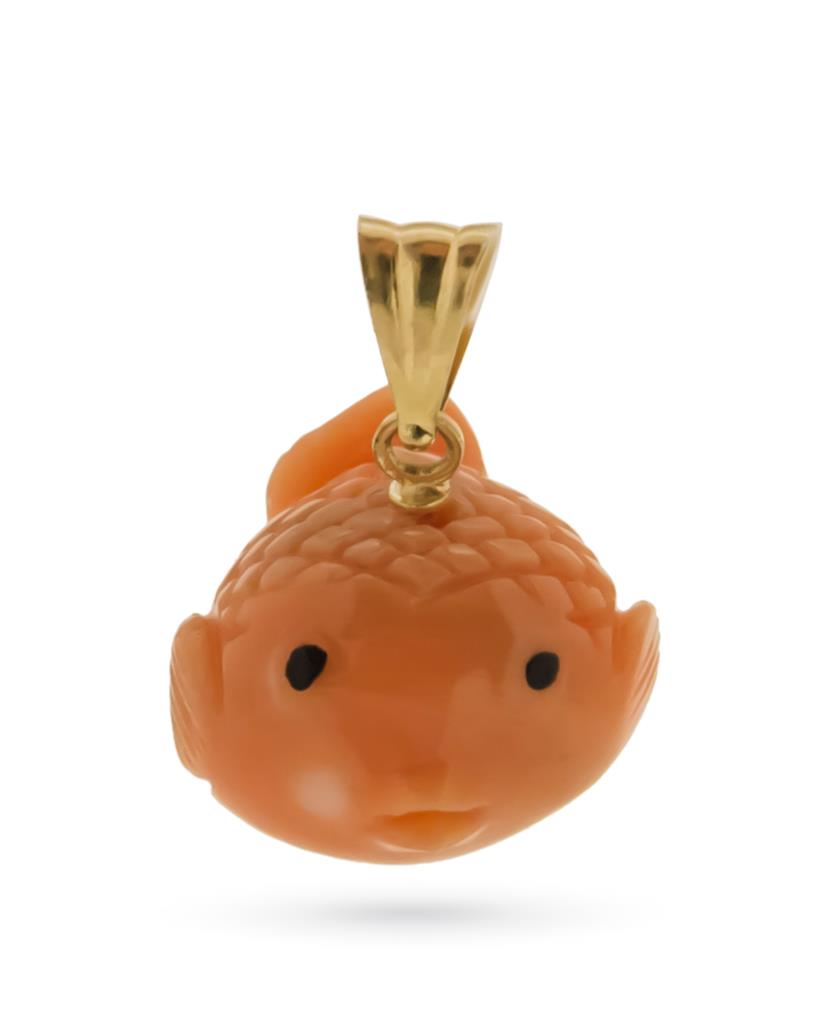 Pink coral charm with puffer fish hand engraved and yellow gold - LUSSO ITALIANO