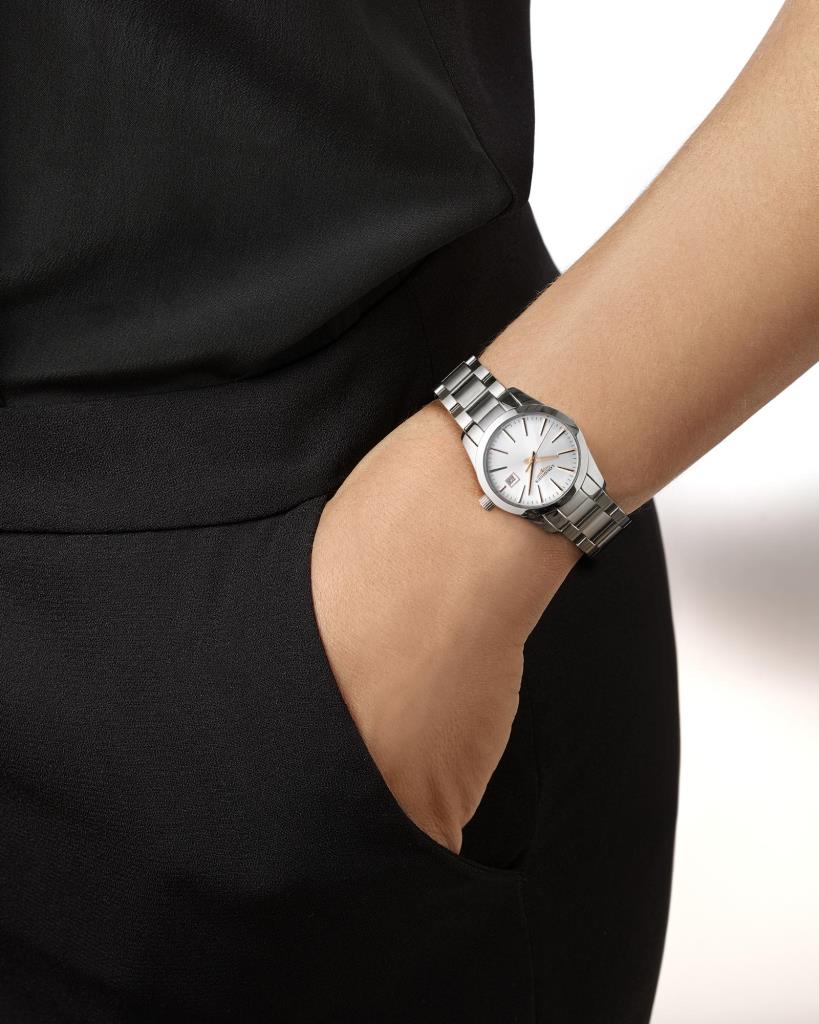  Longines Conquest Classic L2.286.4.72.6 Al Quarzo 29.50 mm - LONGINES