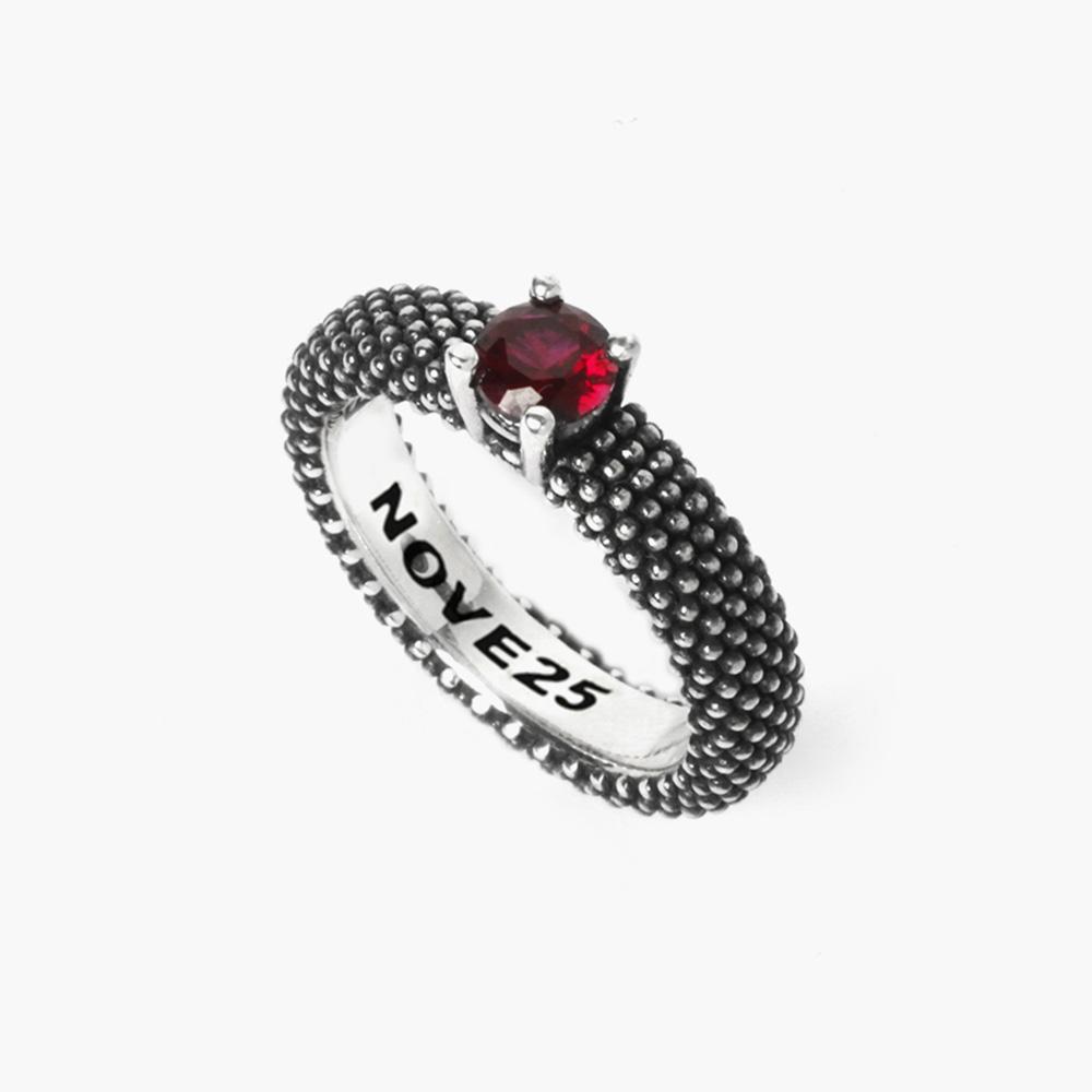 Nove25 burnished silver corundum solitaire dotted  ring - NOVE25