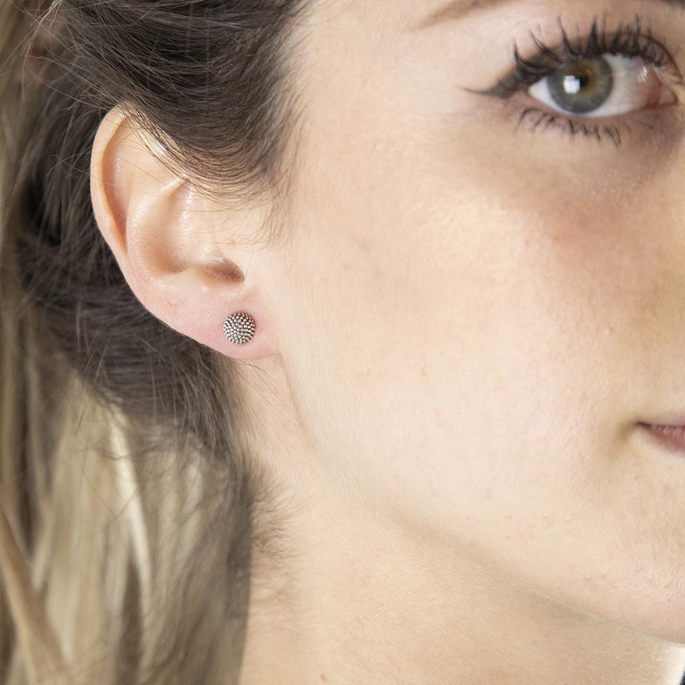 Nove25 silver dotted hemisphere single lobe earring - NOVE25