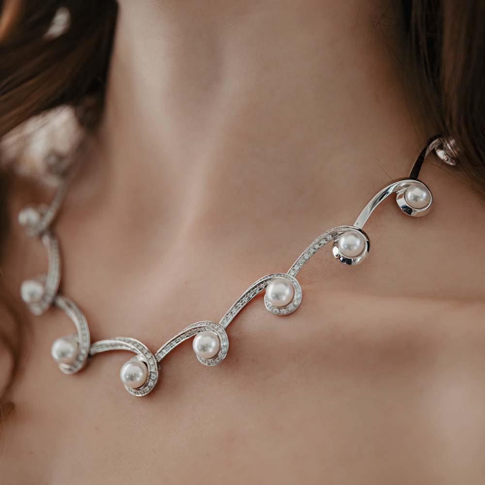 Collana oro bianco perle Akoya e diamanti 2,43ct - MIKAWA