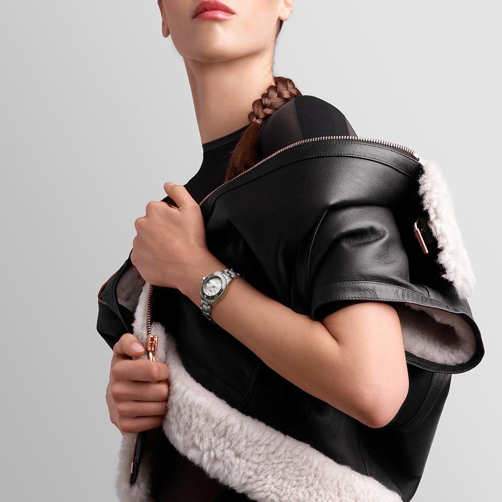  Longines Hydroconquest L3.370.4.87.6 Quartz 32.00 mm - LONGINES