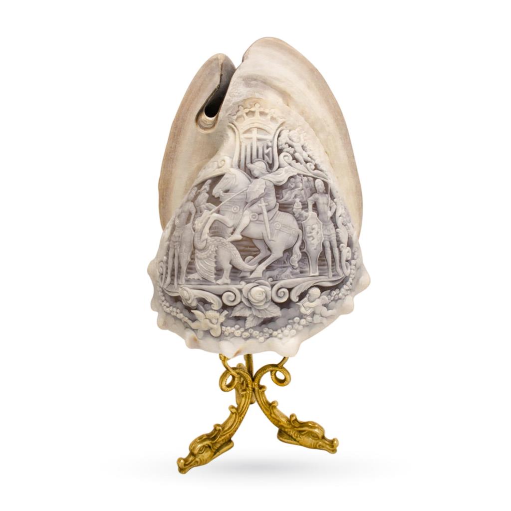 St George and Dragon ornament shell cameo lamp - CICALA