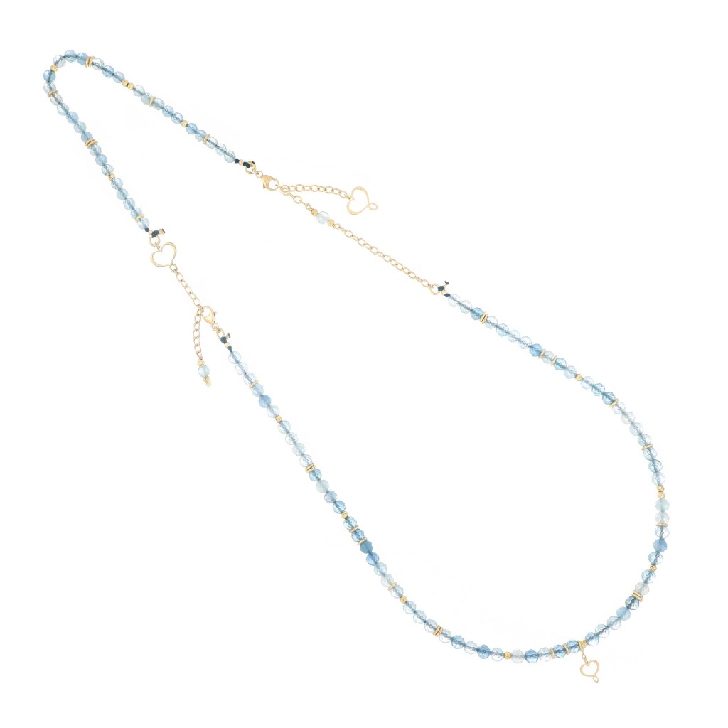 Collana con pietre azzurre ed elementi d
