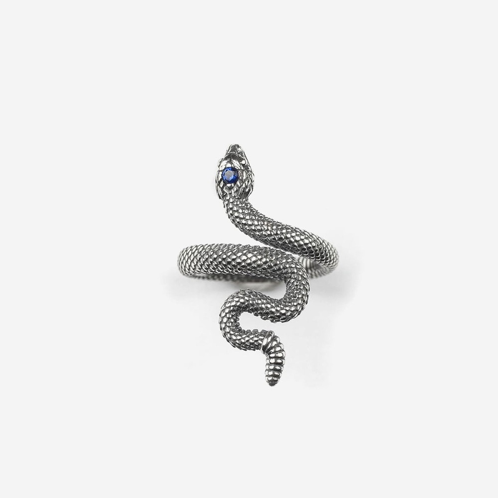 Anello in argento con serpente e gemma blu