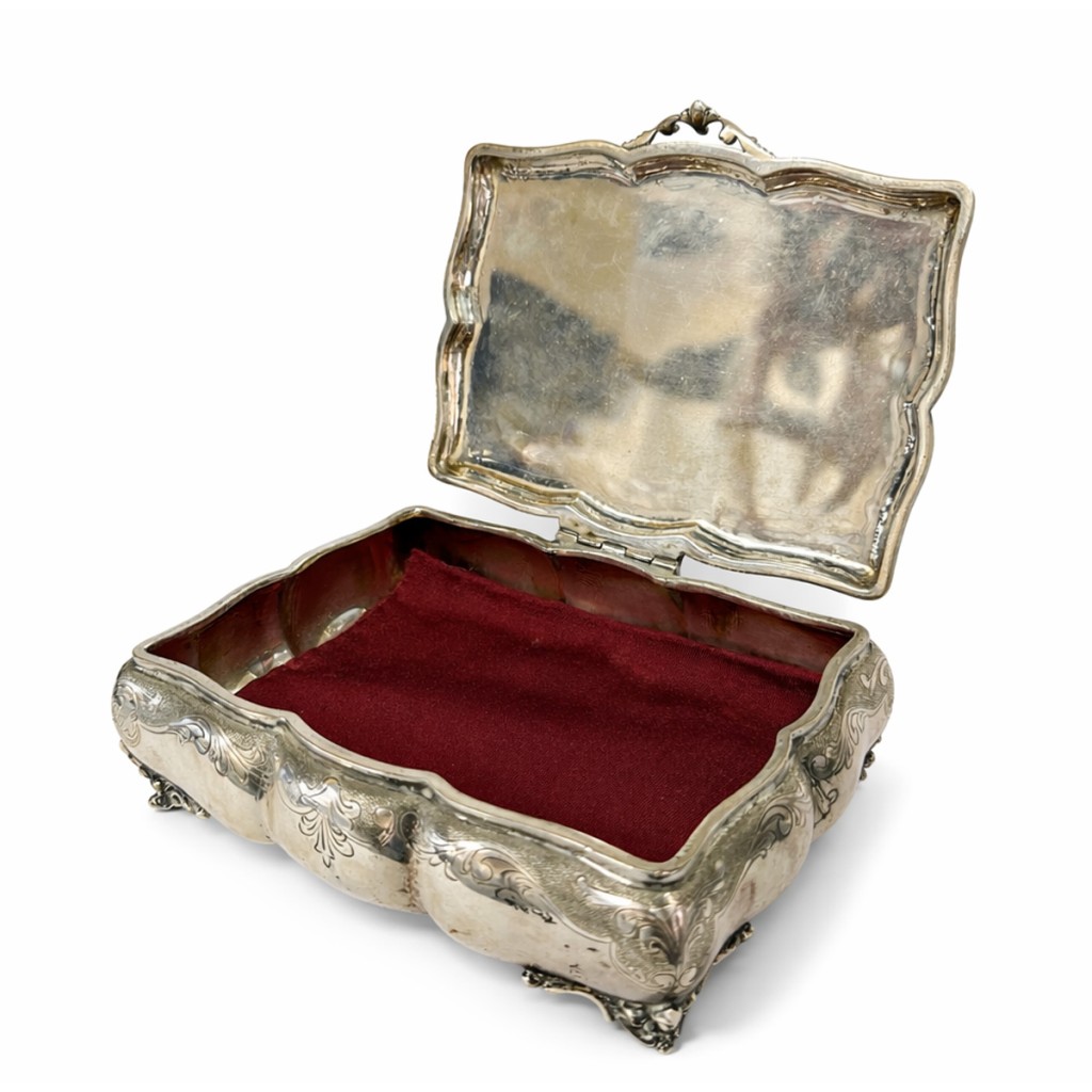 Jewelry box with malachite and engraved decorations in 800 silver - 