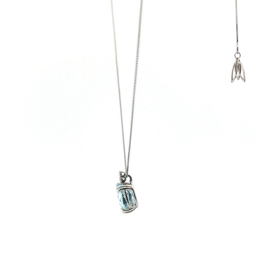  Collana in Oro Bianco con Acquamarina Ovale e tre diamanti - CICALA