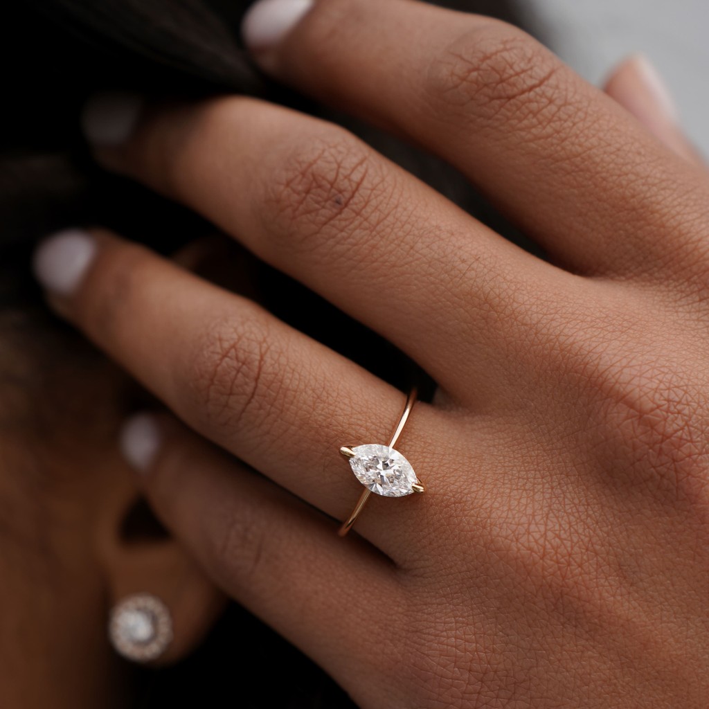  Anello oro rosa con diamante marquise 2,5 Carati Lab-Grown - AMA