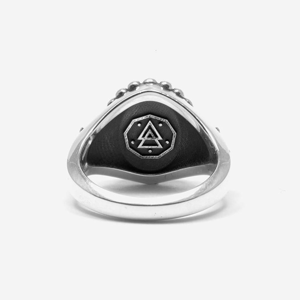  Black Fate chevalier ring with skulls and gothic crosses Nove25 size 12 - NOVE25