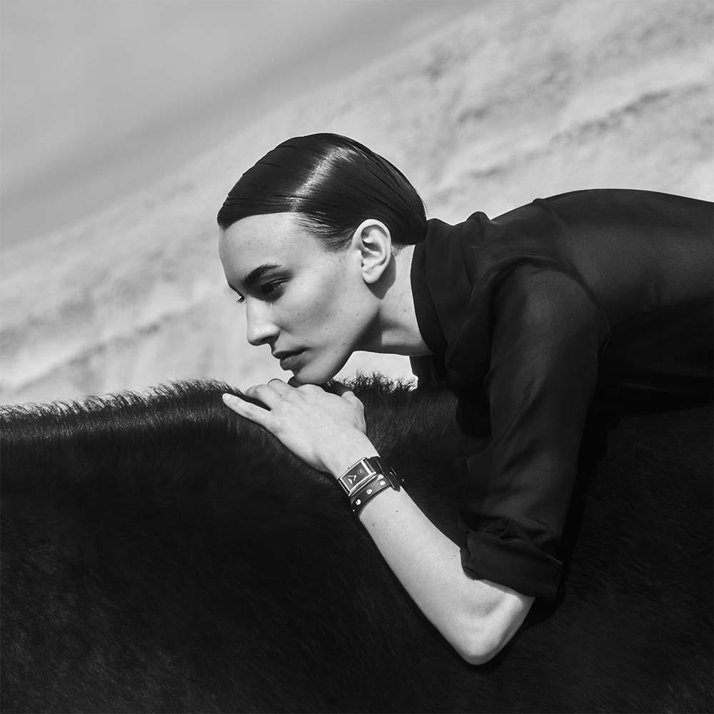  Longines Dolcevita L5.512.4.59.2 Al Quarzo 23.30 x 37 mm - LONGINES